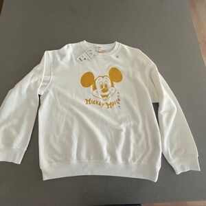 NWT Uniqlo Disney Sweatshirt Adult Unisex XL White Gold Mickey Mouse Crew Neck